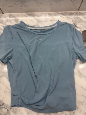 Nike Women's Sky Blue Short-Sleeve Performance Tee